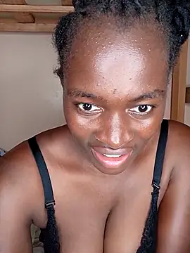 Snapshot of _cutemelania chatting on 03.17.25 cutemelania online show from 03.17.25