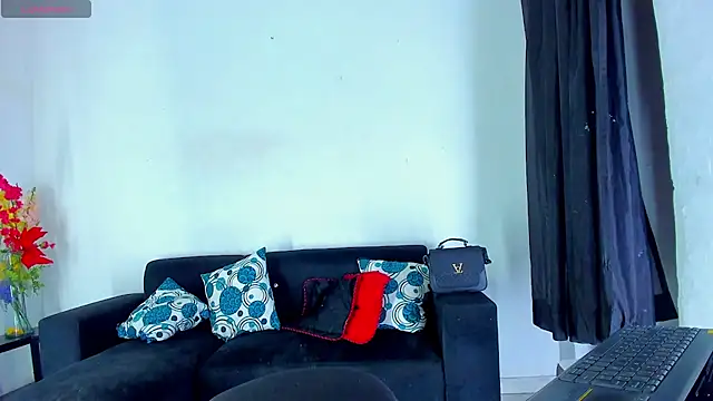 Snapshot of BritannyLord chatting on 10.25.25 BritannyLord online show from 10.25.25