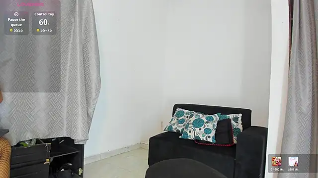 Snapshot of BritannyLord chatting on 07.17.26 BritannyLord online show from 07.17.26