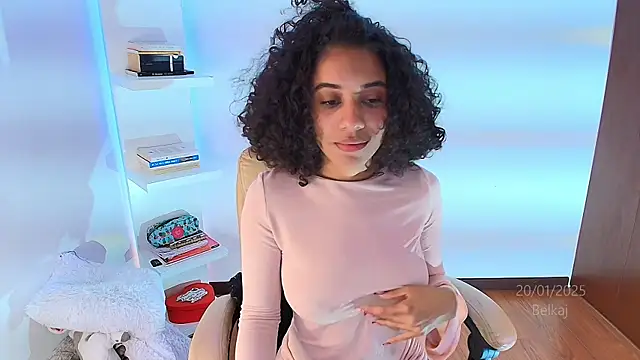 Snapshot of Belkaj chatting on 01.20.25 Belkaj online show from 01.20.25