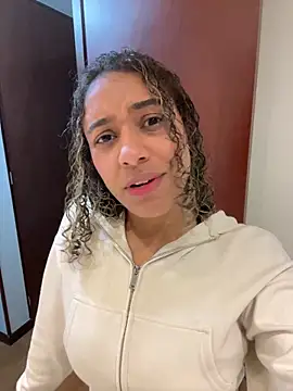 Snapshot of Belkaj chatting on 09.19.25 Belkaj online show from 09.19.25