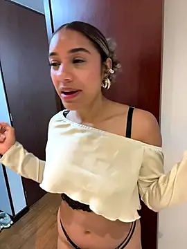 Snapshot of Belkaj chatting on 09.23.25 Belkaj online show from 09.23.25