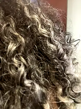 Snapshot of Belkaj chatting on 10.21.25 Belkaj online show from 10.21.25