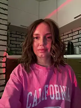 Snapshot of Chel_sea_ chatting on 01.09.25 Chel sea  online show from 01.09.25