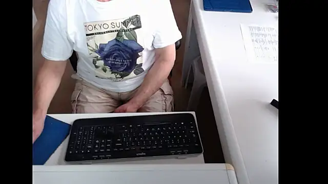 Snapshot of dutchpornking chatting on 06.03.26 dutchpornking online show from 06.03.26