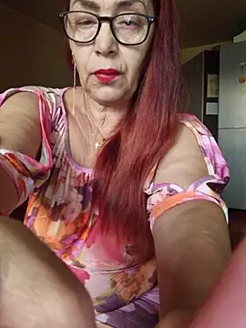 Snapshot of Chriss_Tinaa chatting on 07.22.26 Chriss Tinaa online show from 07.22.26