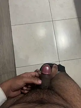 luciferdxm5 online show from 11.15.25