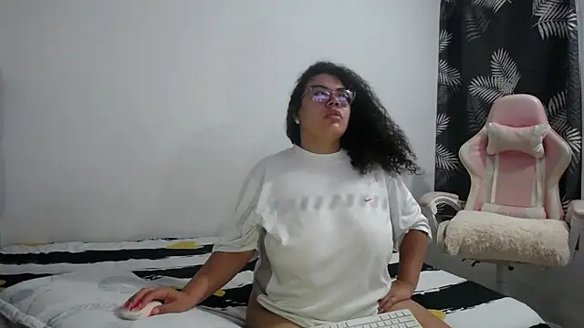 mabigomez00 online show from 02.12.26