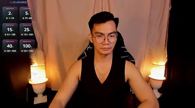 000batman000 online show from 02.10.25