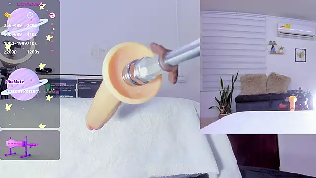 sofi velez online show from 03.13.25