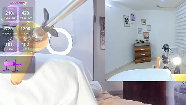 sofi velez online show from 09.23.25