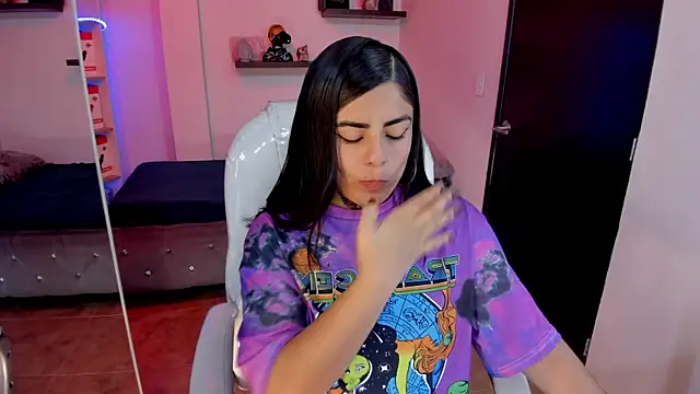 Catalinaa martinez online show from 02.21.25