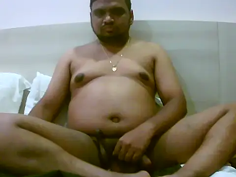 Snapshot of padikvinny chatting on 05.17.26 padikvinny online show from 05.17.26