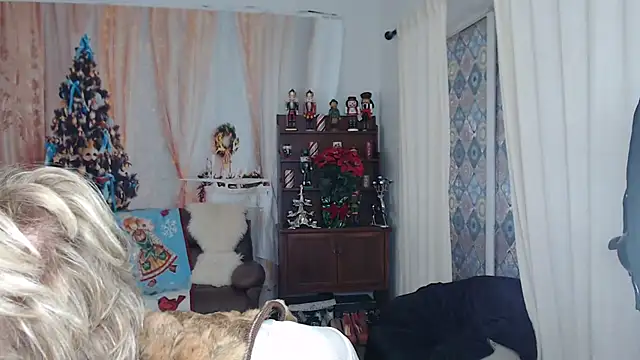 SindeeDix online show from 12.14.25