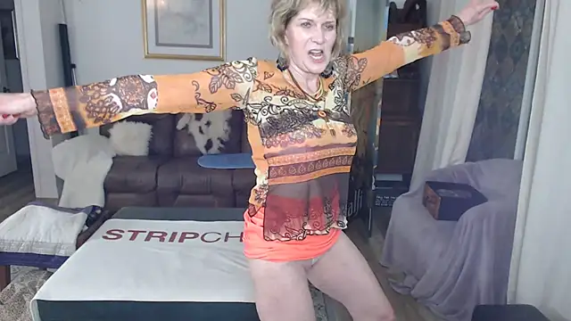 SindeeDix online show from 01.11.26