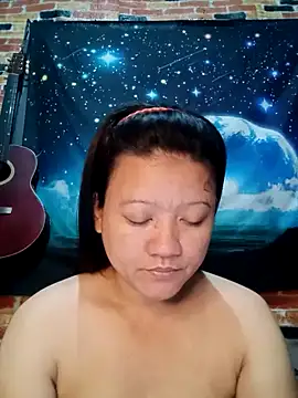 Snapshot of Urchanel chatting on 02.01.25 Urchanel online show from 02.01.25