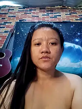 Snapshot of Urchanel chatting on 02.07.25 Urchanel online show from 02.07.25