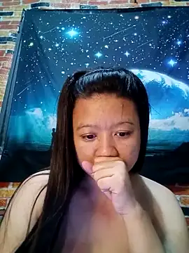 Snapshot of Urchanel chatting on 02.15.25 Urchanel online show from 02.15.25