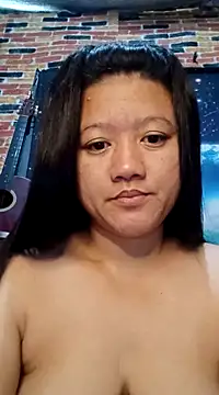 Snapshot of Urchanel chatting on 02.21.25 Urchanel online show from 02.21.25