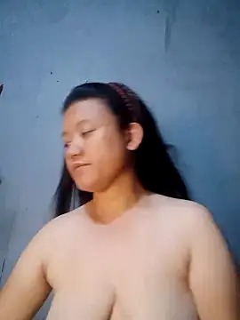 Snapshot of Urchanel chatting on 03.02.25 Urchanel online show from 03.02.25