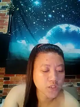 Snapshot of Urchanel chatting on 03.16.25 Urchanel online show from 03.16.25