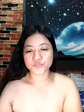 Snapshot of Urchanel chatting on 09.21.25 Urchanel online show from 09.21.25