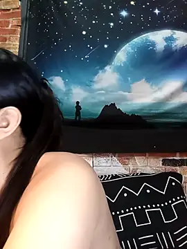 Snapshot of Urchanel chatting on 09.29.25 Urchanel online show from 09.29.25