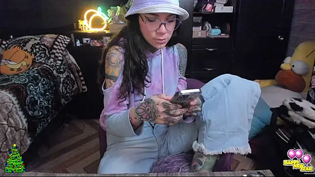 Snapshot of Lilmarieee chatting on 12.30.24 Lilmarieee online show from 12.30.24