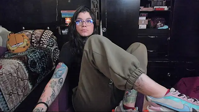 Snapshot of Lilmarieee chatting on 03.20.25 Lilmarieee online show from 03.20.25