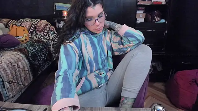 Snapshot of Lilmarieee chatting on 03.20.25 Lilmarieee online show from 03.20.25