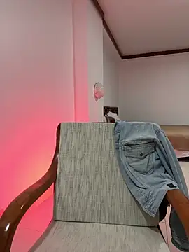 Snapshot of BritneyHall chatting on 12.30.24 BritneyHall online show from 12.30.24