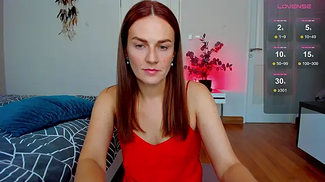 Snapshot of BritneyHall chatting on 01.20.25 BritneyHall online show from 01.20.25