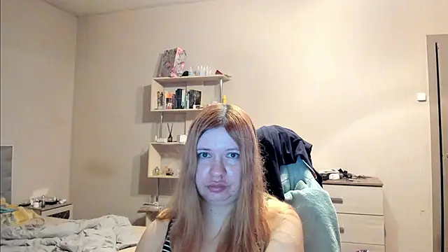 Snapshot of annabigasss chatting on 09.15.25 annabigasss online show from 09.15.25