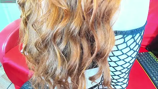 Snapshot of softlysoftlyasbeauty chatting on 01.23.25 softlysoftlyasbeauty online show from 01.23.25