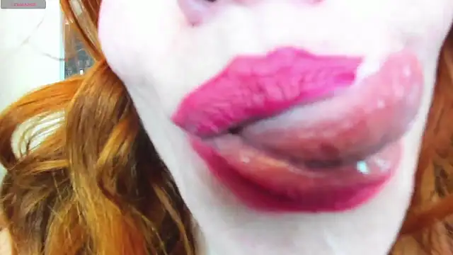 Snapshot of softlysoftlyasbeauty chatting on 02.26.25 softlysoftlyasbeauty online show from 02.26.25