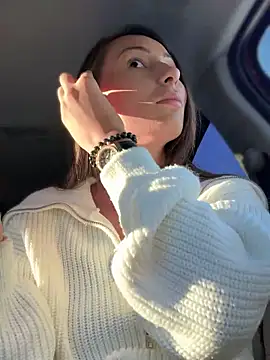 YOUR-KARINA online show from 12.29.24