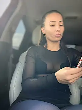 YOUR-KARINA online show from 02.04.25