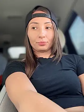 YOUR-KARINA online show from 02.23.25