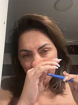Emma roqueen online show from 04.29.26