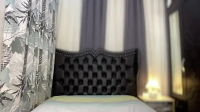 Miss Deliciousness online show from 12.20.25