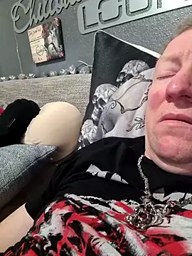 tomtom111111 online show from 02.28.25