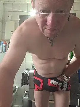 tomtom111111 online show from 09.13.25