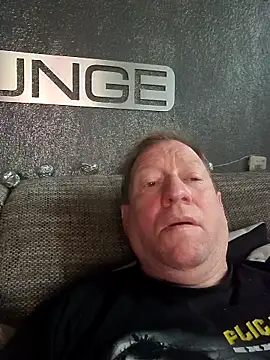 tomtom111111 online show from 10.29.25