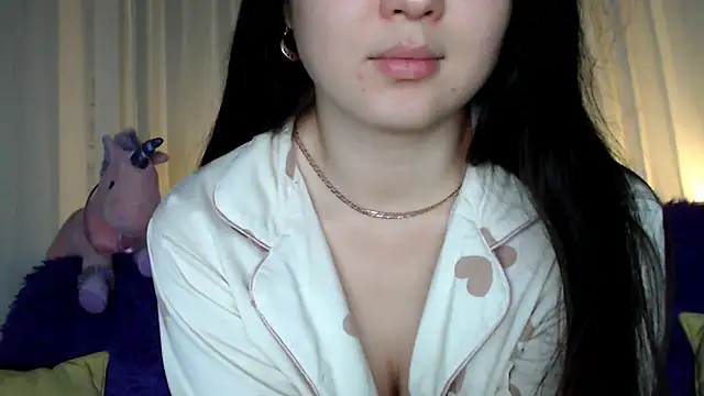 Lili asian online show from 02.17.25