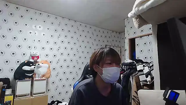 Snapshot of pychan chatting on 02.18.25 pychan online show from 02.18.25