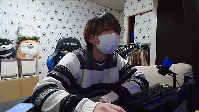 Snapshot of pychan chatting on 03.14.25 pychan online show from 03.14.25