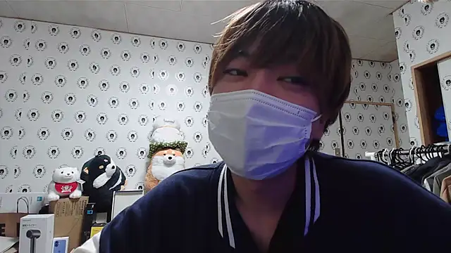 Snapshot of pychan chatting on 03.16.25 pychan online show from 03.16.25