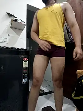 Snapshot of GYMBOY0071 chatting on 02.01.25 GYMBOY0071 online show from 02.01.25