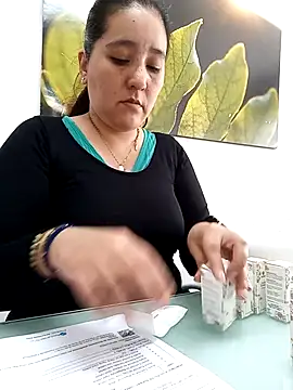 Snapshot of Gatubela212 chatting on 09.08.25 Gatubela212 online show from 09.08.25