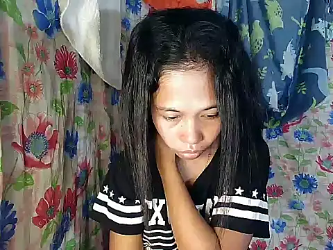 PinaySkinnyGirl online show from 01.13.26